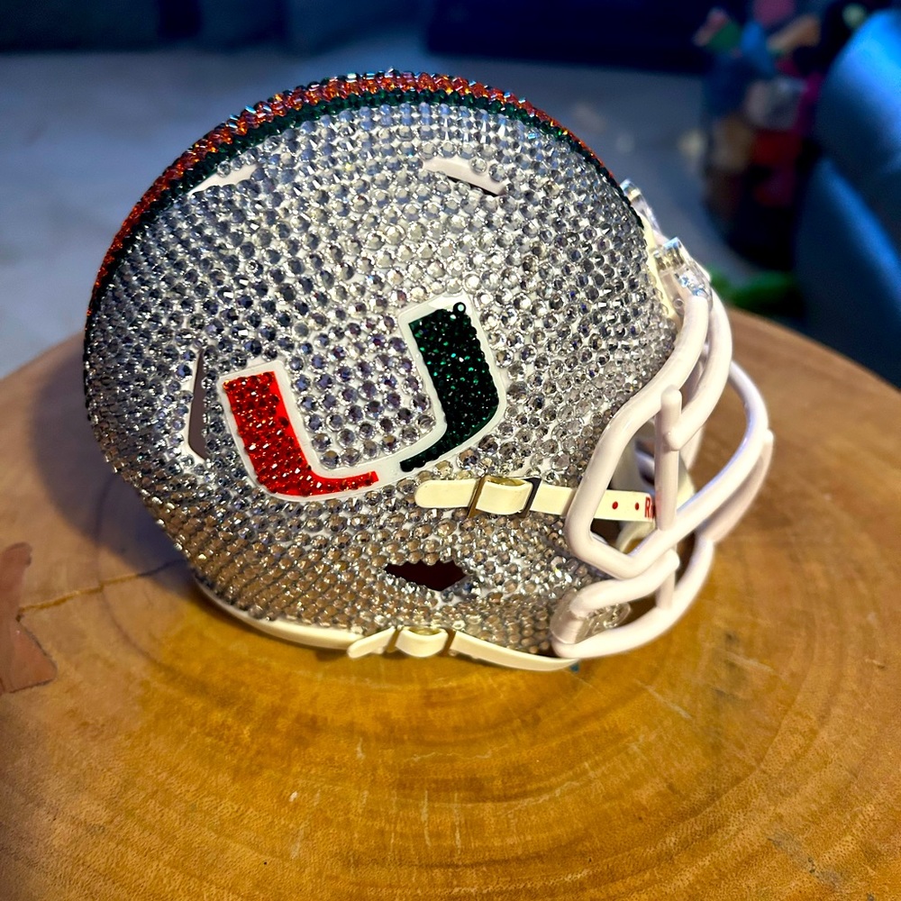 Super bling University of Miami 
Mini helmets in white/orange/green